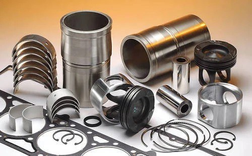 Cylinder liner and piston set