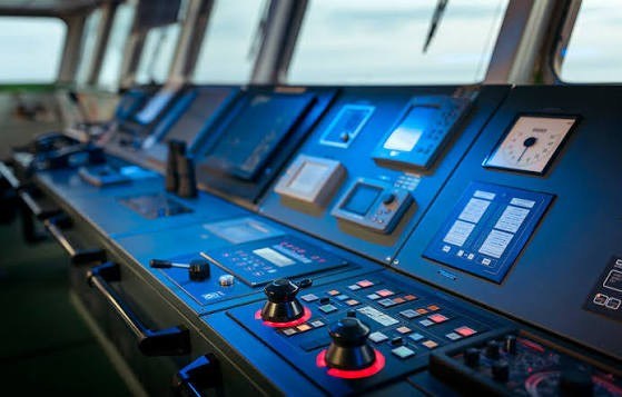Ship bridge navigation equipment