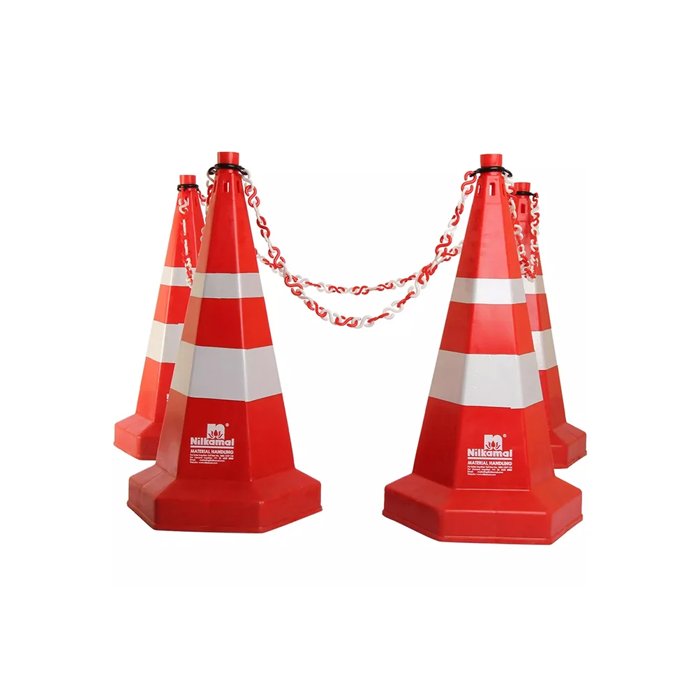 Safety cones with warning chain